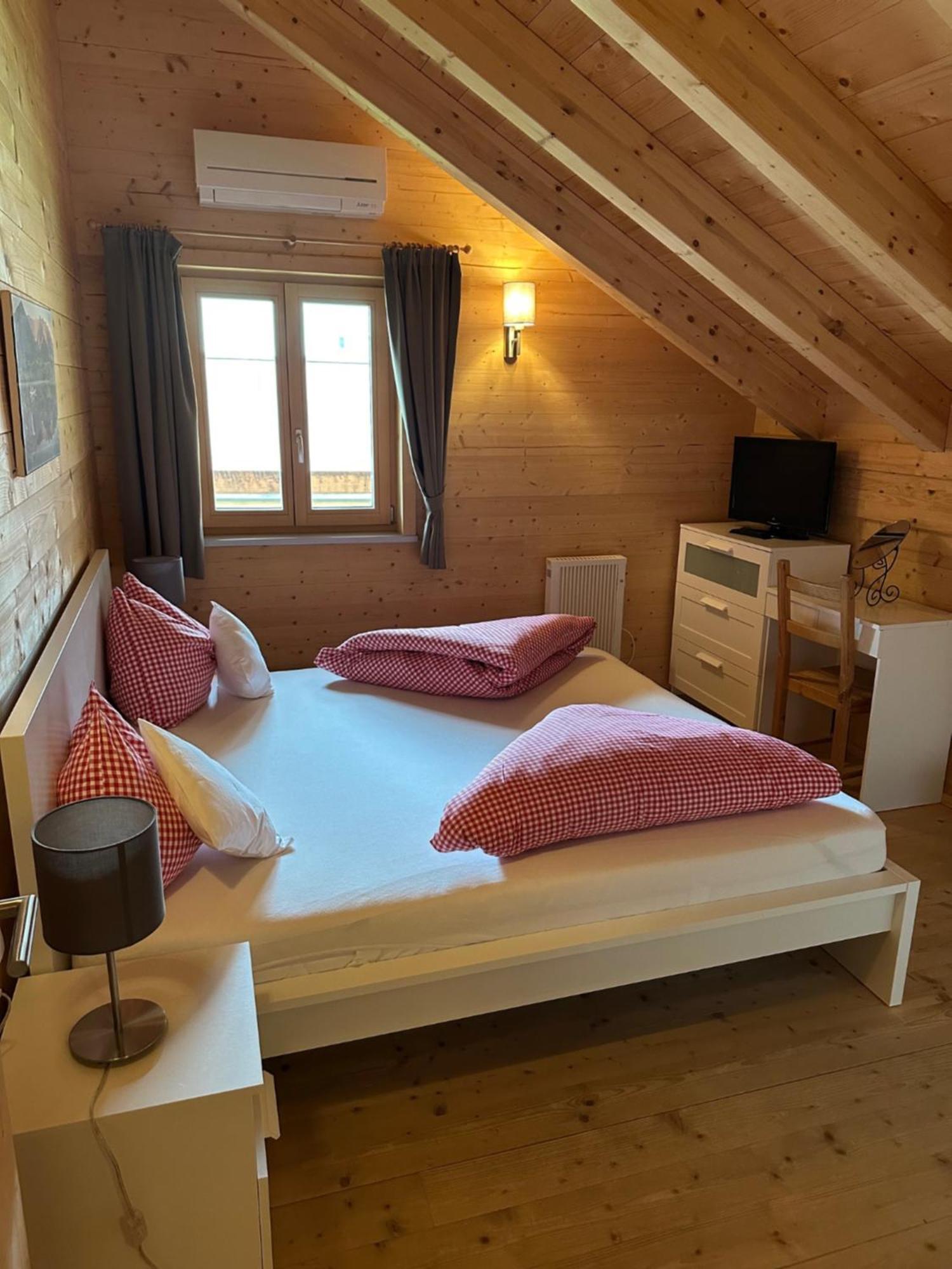 Mountain Inn Chalets & Apartments Walchsee Exterior photo